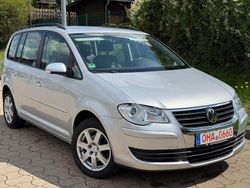 Silber Gebraucht 2008 VW Touran Trendline Van / Kleinbus | 5.999 € (Etwas zu teuer)