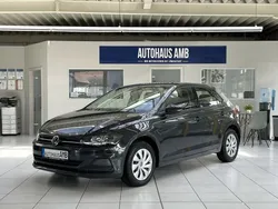 Grau Gebraucht 2021 VW Polo Comfortline Kleinwagen | 14.600 € (Guter Preis)