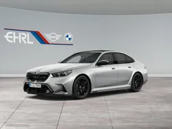 Weiß Neu 2025 BMW M5 Shadowline Limousine | 155.990 € (Teuer)