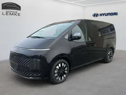 Abyss black metallic Neu 2025 Hyundai Staria Signature Van | 52.990 €