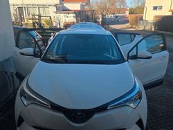 Weiß Gebraucht 2017 Toyota C-HR SUV | 12.800 € (Fairer Preis)