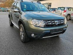 Grün Gebraucht 2014 Dacia Duster Prestige SUV | 8.500 € (Fairer Preis)