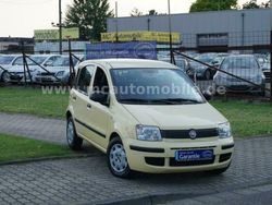 Andere farbe Gebraucht 2011 Fiat Panda Kleinwagen | 3.399 € (Etwas zu teuer)
