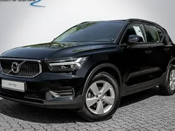 Schwarz Gebraucht 2021 Volvo XC40 Momentum SUV | 22.890 € (Guter Preis)
