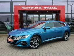 Eisvogelblau metallic Gebraucht 2024 VW Arteon R-line Kombi | 42.440 € (Etwas zu teuer)
