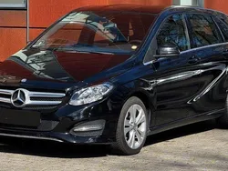 Schwarz Gebraucht 2015 Mercedes B180 Style Van / Kleinbus | 11.900 € (Guter Preis)