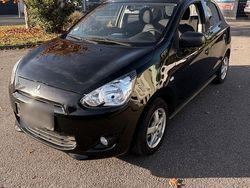 Schwarz Gebraucht 2014 Mitsubishi Space Star Diamant Edition Kleinwagen | 2.950 € (Fairer Preis)