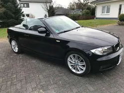 Schwarz Gebraucht 2011 BMW 118 Cabriolet M Sport Cabrio | 14.490 €