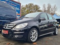 Schwarz Gebraucht 2009 Mercedes B180 Van / Kleinbus | 10.500 € (Teuer)
