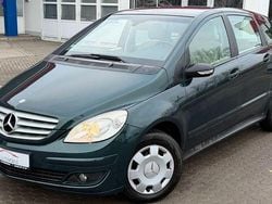 Grün Gebraucht 2005 Mercedes 170 Limousine | 2.750 € (Fairer Preis)