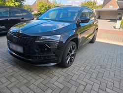 Schwarz Gebraucht 2020 Skoda Karoq SportLine SUV | 25.999 € (Etwas zu teuer)