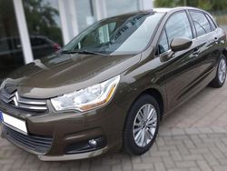 Braun Gebraucht 2012 Citroën C4 Tendance Limousine | 6.500 € (Teuer)