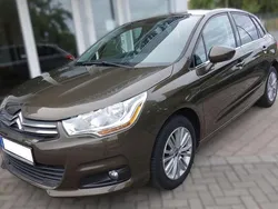 Braun Gebraucht 2012 Citroën C4 Tendance Limousine | 6.700 € (Teuer)