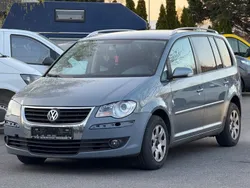 Grau Gebraucht 2007 VW Touran Highline Van / Kleinbus | 1.980 € (Guter Preis)