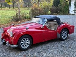 Rot Gebraucht 1956 Triumph TR2 Cabrio | 27.999 €