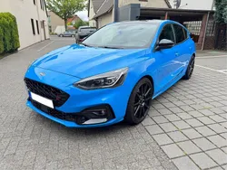 Blau Gebraucht 2021 Ford Focus ST Limousine | 29.999 € (Fairer Preis)