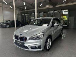 Glaciersilber metallic Gebraucht 2016 BMW 220 Luxury Line Van / Kleinbus | 12.490 € (Guter Preis)