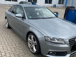 Silber Gebraucht 2010 Audi A4 Limousine | 5.500 € (Guter Preis)