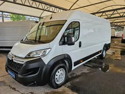 Weiß Gebraucht 2023 Citroën Jumper Van / Kleinbus | 25.899 € (Guter Preis)