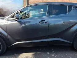 Grau Gebraucht 2018 Toyota C-HR Team SUV | 16.000 € (Guter Preis)