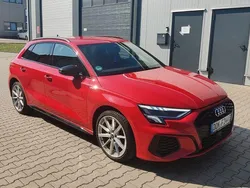 Rot Gebraucht 2020 Audi A3 Sportback e-tron Design Limousine | 22.950 € (Fairer Preis)