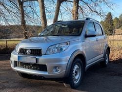Silber Gebraucht 2010 Daihatsu Terios SUV | 8.600 € (Fairer Preis)