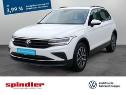 Weiß (pure white) Gebraucht 2022 VW Tiguan Life SUV | 28.941 € (Fairer Preis)