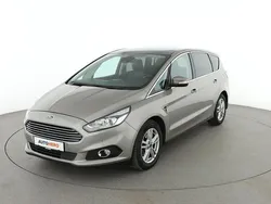 Grau Gebraucht 2016 Ford S-MAX Titanium Van / Kleinbus | 17.860 € (Fairer Preis)