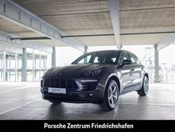 Grau Gebraucht 2016 Porsche Macan SUV | 41.880 €