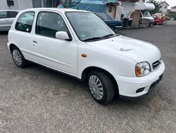 Weiß Gebraucht 2001 Nissan Micra Kleinwagen | 1.850 € (Etwas zu teuer)