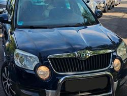 Blau Gebraucht 2010 Skoda Yeti SUV | 5.500 € (Teuer)