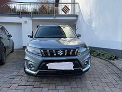 Grau Gebraucht 2020 Suzuki Vitara Comfort+ SUV | 17.350 € (Fairer Preis)
