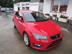 Rot Gebraucht 2013 Seat Leon SC FR Kleinwagen | 10.500 € (Fairer Preis)
