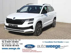 Weiss Gebraucht 2023 Skoda Karoq SUV | 28.490 € (Fairer Preis)