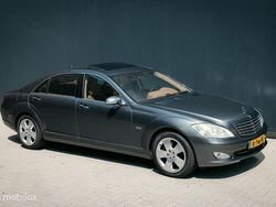 Grau Gebraucht 2006 Mercedes S600 Limousine | 27.500 €
