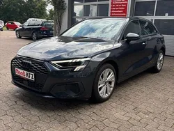 Grau Gebraucht 2023 Audi A3 S-Line Limousine | 27.790 € (Fairer Preis)