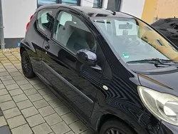 Schwarz Gebraucht 2006 Peugeot 107 Kleinwagen | 1.200 € (Guter Preis)