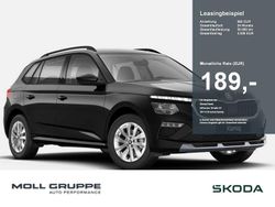 Raceblau metallic / blackmag Neu 2025 Skoda Kamiq Selection SUV | 33.290 € (Teuer)