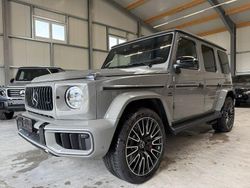 Schwarz Neu 2025 Mercedes G63 AMG Active SUV | 282.029 €