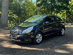 Schwarz Gebraucht 2013 Opel Corsa Active Kleinwagen | 2.450 € (Guter Preis)
