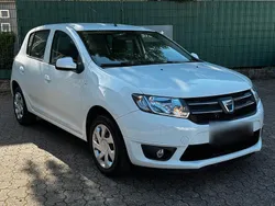 Weiß Gebraucht 2016 Dacia Sandero Kleinwagen | 3.950 € (Guter Preis)