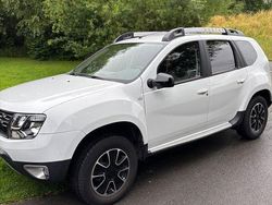 Weiß Gebraucht 2018 Dacia Duster Lauréate SUV | 10.100 € (Guter Preis)