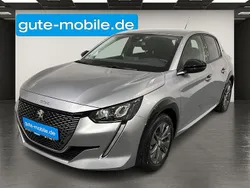 Grau Gebraucht 2023 Peugeot e-208 Allure Kleinwagen | 19.890 € (Guter Preis)