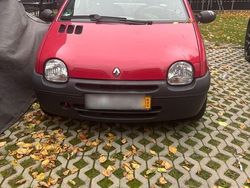 Rot Gebraucht 2003 Renault Twingo Authentique Kleinwagen | 850 € (Guter Preis)