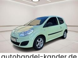 Grün Gebraucht 2010 Renault Twingo Authentique Kleinwagen | 2.699 € (Fairer Preis)
