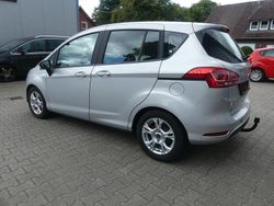 Silber Gebraucht 2017 Ford B-MAX SYNC Edition Van / Kleinbus | 9.999 € (Fairer Preis)
