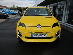 Gelb Neu 2025 Renault R5 Evolution Kleinwagen | 29.800 € (Etwas zu teuer)