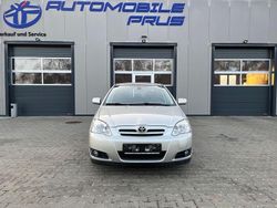 Silber Gebraucht 2005 Toyota Corolla Sol Limousine | 4.999 € (Etwas zu teuer)