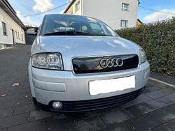 Silber Gebraucht 2001 Audi A2 Kleinwagen | 2.399 € (Guter Preis)