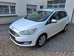 Weiß Gebraucht 2016 Ford Grand C-Max Titanium Van / Kleinbus | 6.900 € (Superpreis)